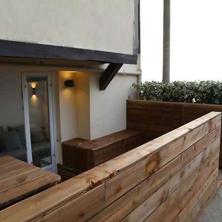 Appartement Face Mer Avec Terrasse Et Parking Trouville-sur-Mer Kültér fotó