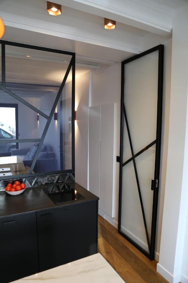 Appartement Face Mer Avec Terrasse Et Parking Trouville-sur-Mer Kültér fotó