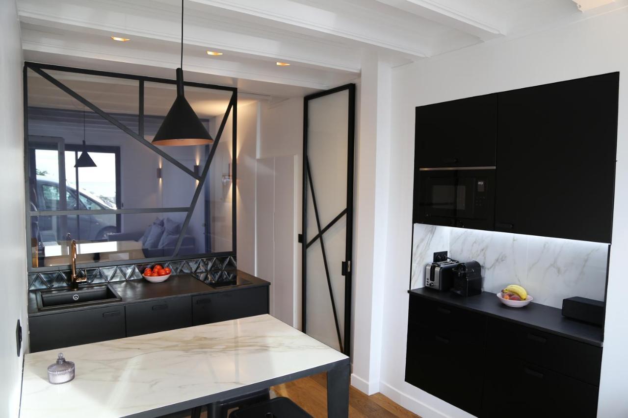 Appartement Face Mer Avec Terrasse Et Parking Trouville-sur-Mer Kültér fotó